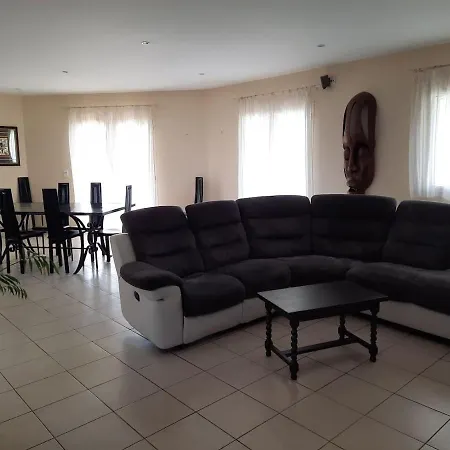 Chez Papi à Lascaux *