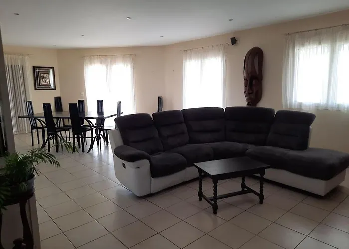 Chez Papi A Lascaux *